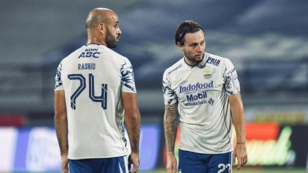 Mengapa Dion Markx Diboyong Persib Bandung, Pernah Dianggap Kompetitif di Eropa 625ff54fcffac Marc Klok Pemain Naturalisasi Persib Dipanggil Timnas Bandung