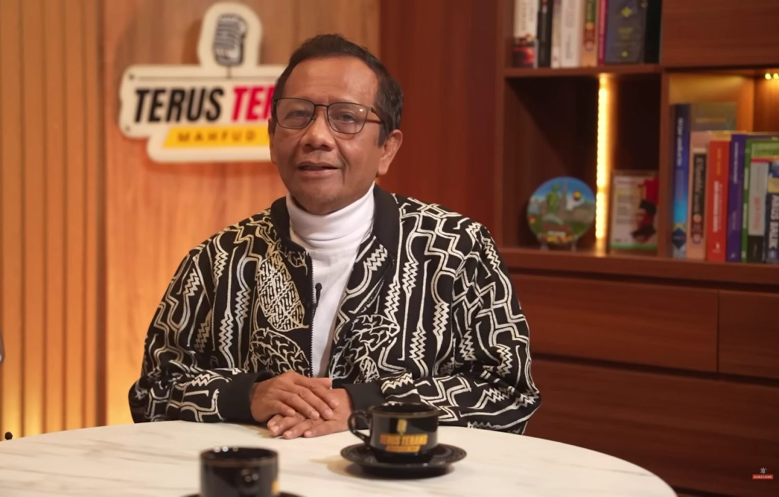 Profesor Komunikasi Politik yang Prediksinya Disetujui Mahfud MD tentang Ijazah Jokowi