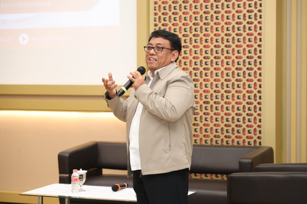 Pendidikan Tinggi Tak Hanya Negeri: Perwali Bantuan PTS Harus Berani Aa1u1y31
