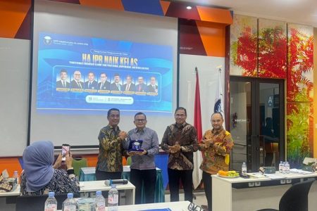 Raker Pengurus Inti IPB, Rektor: Alumni Mitra Utama Kemajuan Kampus Aa1urfkv