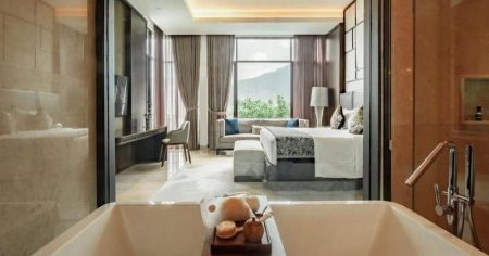 6 hotel bintang 5 terbaik di Puncak, cocok untuk keluarga Aa1urmht
