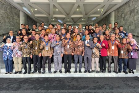 UI pimpin forum pemimpin U25 penguatan pendidikan tinggi nasional Aa1usuax