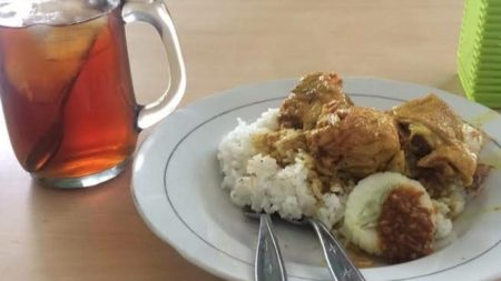 6 Tempat Makan Siang di Jember Mulai Rp 10 Ribu, Coba Sego Mbok Judes! Aa1uxsvs