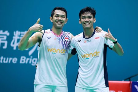 Fajar Alfian Dan Muhammad Shohibul Fikri Asah Large