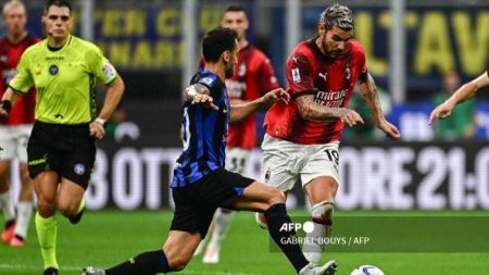 Prediksi Skor dan Formasi Inter Milan vs Arsenal Malam Ini Hakan Calhanoglu Vs Theo Hernandez Di Liga Italia Serie A Antara Inter Milan Vs Ac Milan Di San Siro