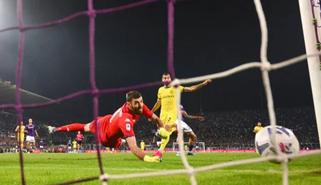 Gol Telat Zielinski Bawa Inter Milan Menang Dramatis 3-2 atas Juventus di Derby d’Italia