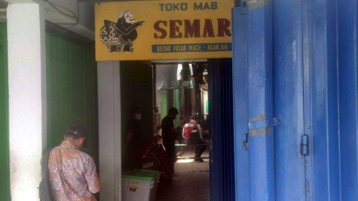 Tabiat Juragan Emas Surabaya yang Rumah Mewahnya Digeledah Bareskrim, Isi Toko Emas Diangkut