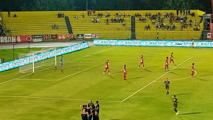 Kekalahan di Kandang, The Kmers Desak Perubahan Cepat dari Manajemen Semen Padang