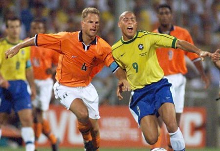 Lawan Terberat Frank de Boer: Ronaldo Asli!