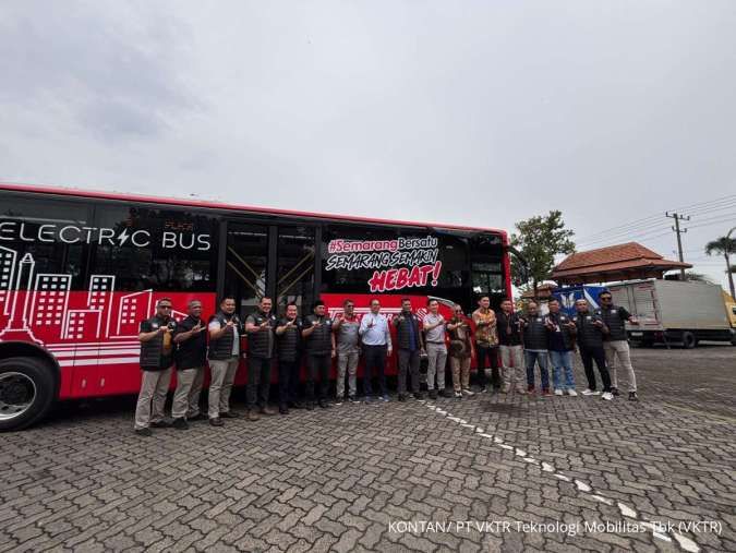 VKTR Uji Coba Bus Listrik Bersama Laksana di Semarang