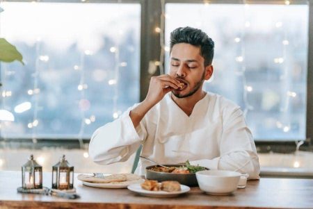 Tips puasa Ramadan untuk turun berat badan!