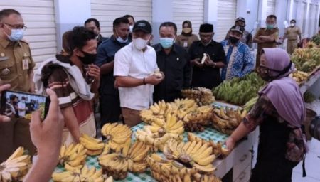 Daging Luar Daerah Banjiri Pasar Legi, Dinas Peternakan Tanggapi Keluhan Pedagang Lokal