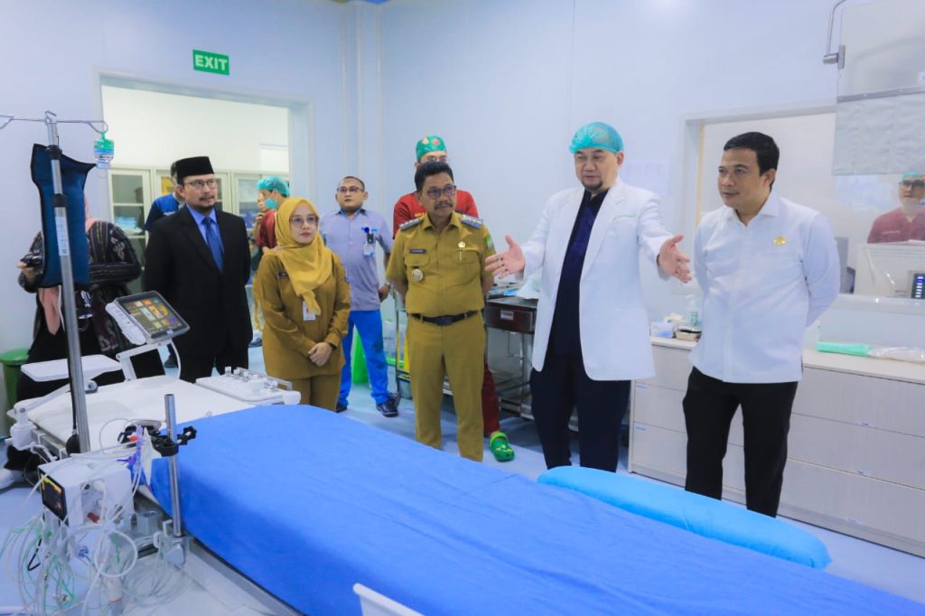 Kemenkes Puji Cathlab RSUD Tangerang, Percepat Penanganan Jantung dan Stroke