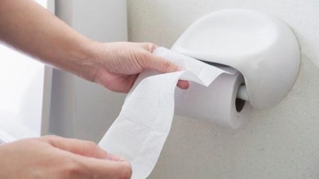 Kenali 7 Kebiasaan Buruk yang Sebabkan WC Tersumbat Aa1vcczz