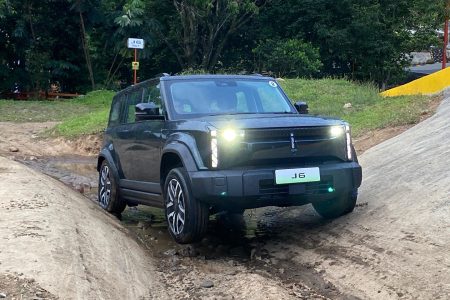 Harga Suzuki Jimny Menggoda, Intip Spesifikasi SUV Listrik Chery J6 Aa1vkbpm