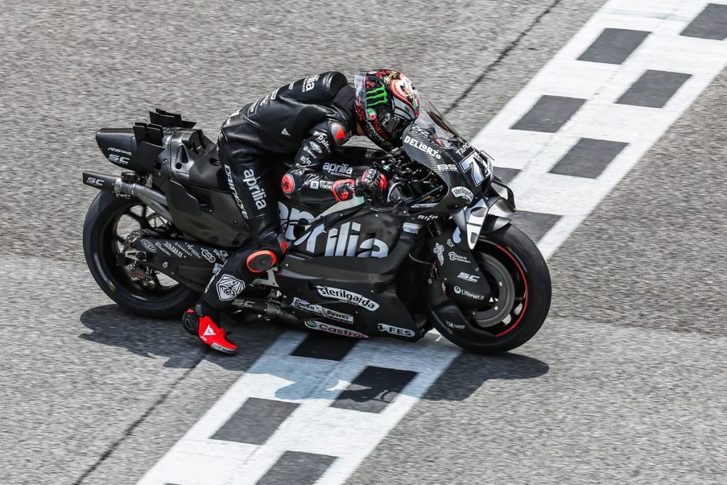 Bezzecchi Pastikan Aprilia RS-GP26 Lebih Baik di Setiap Aspek Aa1vrh5x