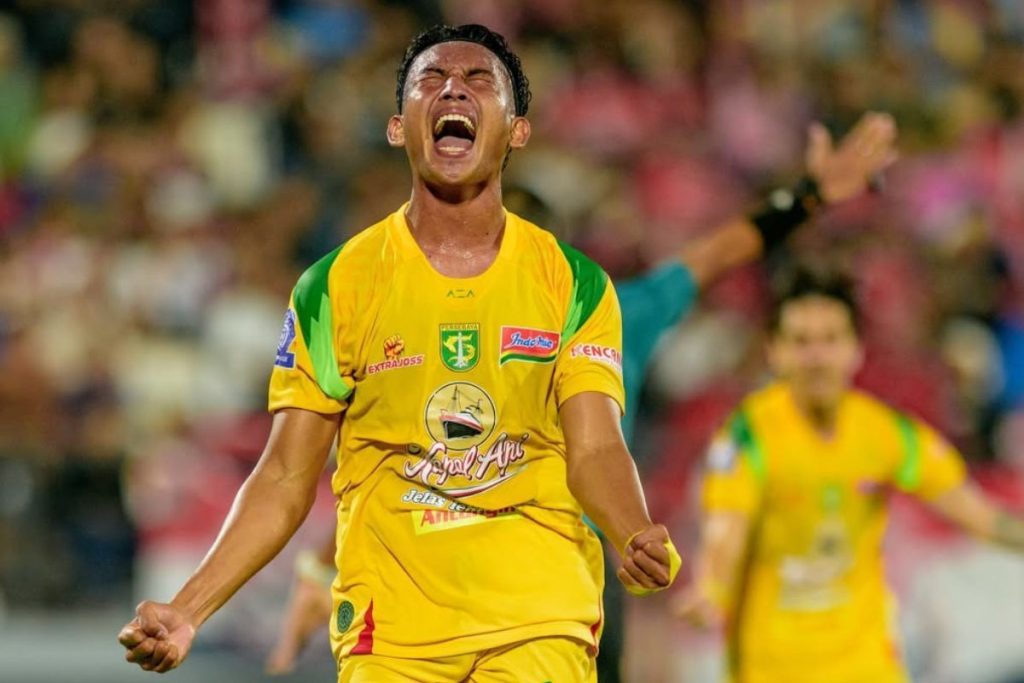 Persebaya Surabaya di Papan Lima, Kalahkan Bali United, Jarak Dua Poin dari Malut United Aa1vsmy1