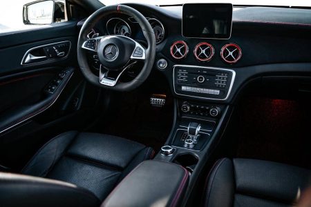 5 Keunggulan Interior Mobil Hitam yang Sering Diabaikan Aa1vv9zc