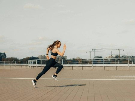 Latihan Cepat Lari, Bukan Hanya Tempo Run Aa1vvqfd