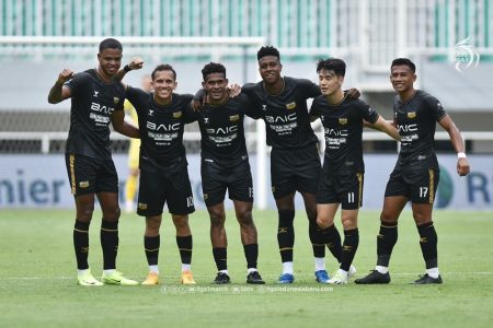 Prediksi Skor Dewa United Vs Persis 1740102421