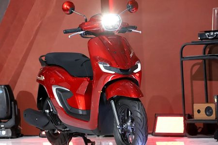 Honda PCX 160 Putih: Rahasia Sukses yang Bikin Laku Keras! Rahasia Sukses Honda Stylo 160 2024 Gaya Retro Yang Bikin Terpesona Performa Mesin Yang Bikin Tergila Gila