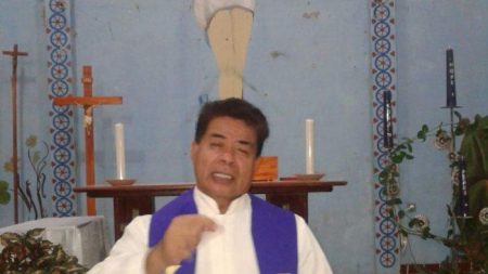 Renungan Harian Katolik Pater John Lewar