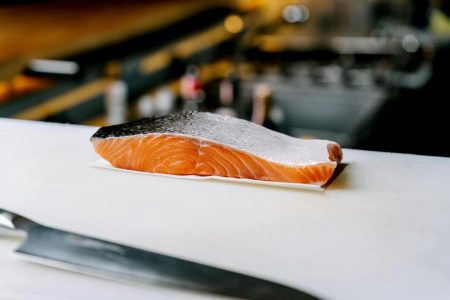 7 Bahan Ikan Penting untuk Kesehatan Ibu Hamil dan Perkembangan Otak Janin
