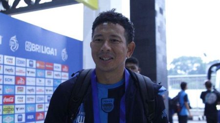Daftar 5 Pemain Persib yang Kontraknya Berakhir Mei-Juni 2026: Ada Layvin Kurzawa hingga Frans Putros