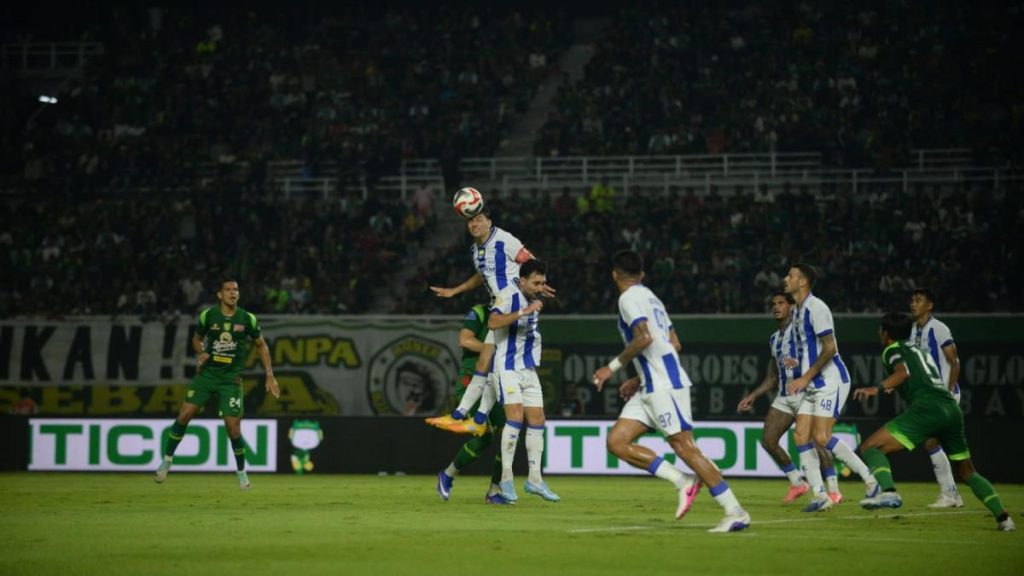 Bobotoh Padati Stadion Usai Imbang Lawan Persebaya: Evaluasi hingga Minta Pemain Ini Segera Turun