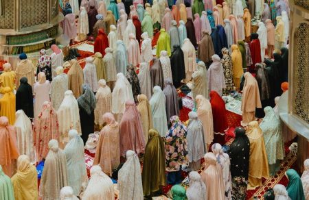 Niat dan Tata Cara Salat Idul Fitri Lengkap dengan Sunnahnya