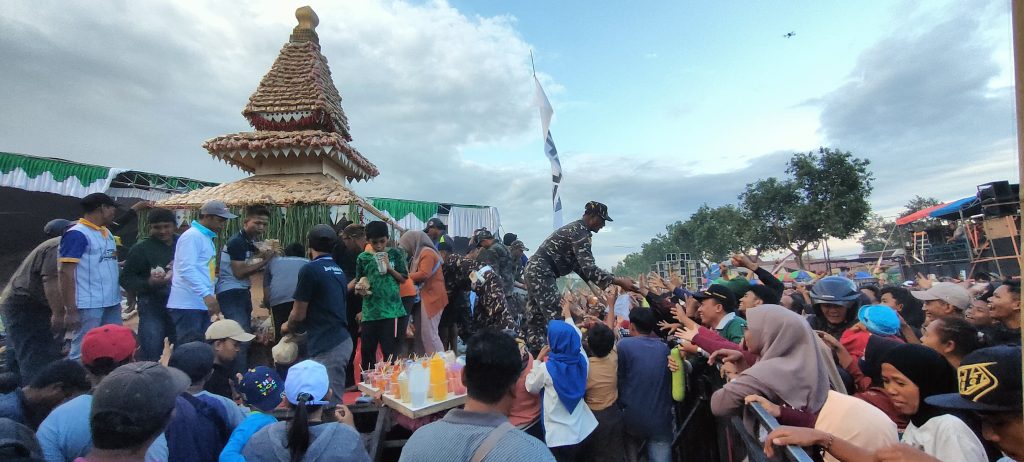 Tradisi Grebeg Tahu Jombang, dari Kirab ke Ekonomi Warga