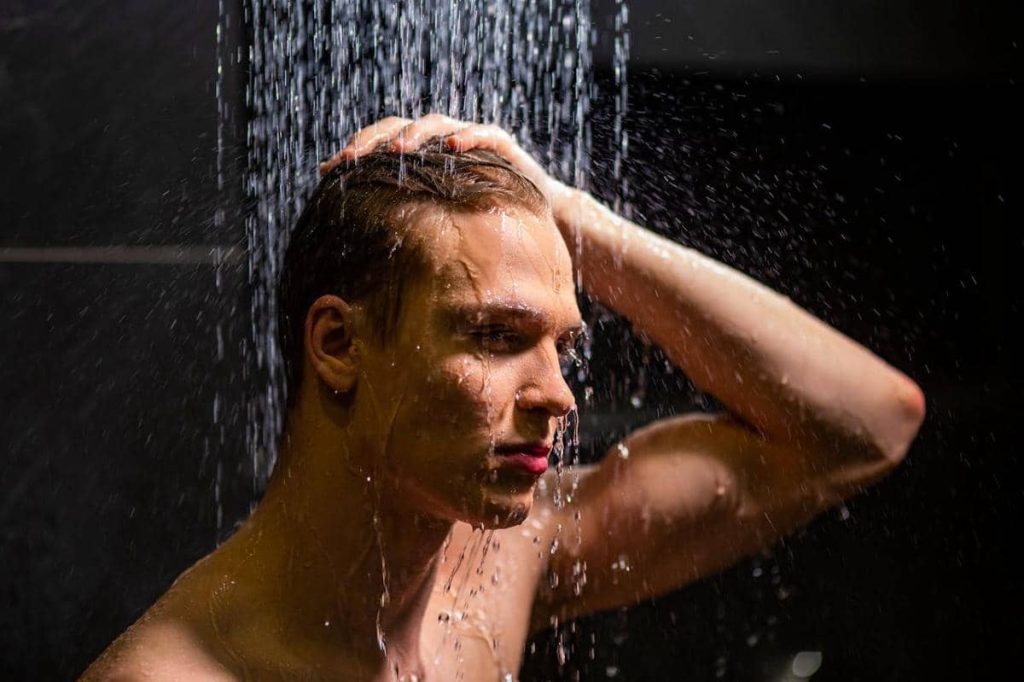 5 cara merawat rambut panjang agar tetap rapi dan segar