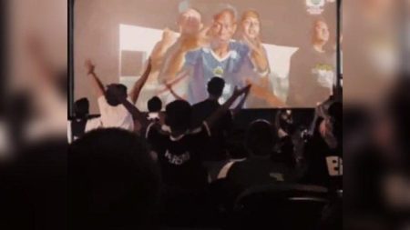 Warga Cirebon Siap Nonton Bareng Persib vs Persik Kediri Malam Ini, Ini Update Terbaru dari Bobotoh Kampus