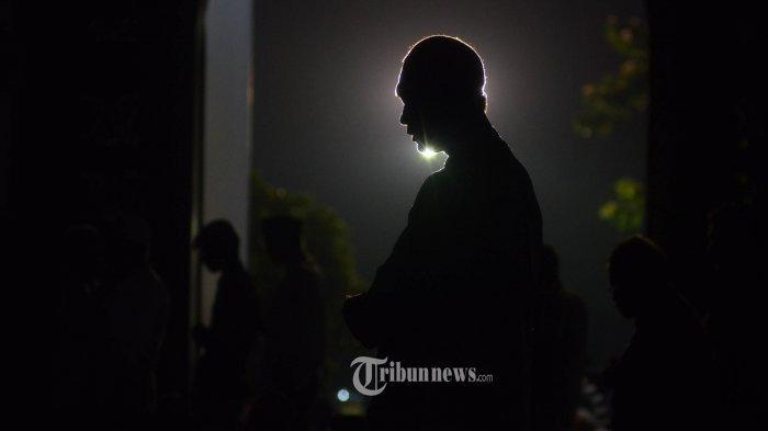 Sholat Tahajud di Bulan Ramadhan: Manfaat, Waktu Terbaik, Niat dan Doa Lengkap