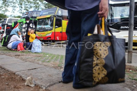 Satlantas Lamongan Siagakan Tim Antisipasi Kemacetan Mudik Lebaran 2026 di Pasar Babat