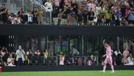 Inter Miami ke Gedung Putih, Trump puji Messi dan sebut Ronaldo