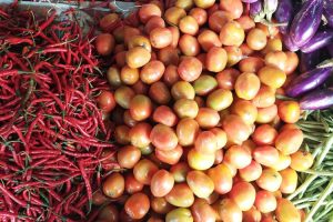 Harga pangan di Solok Selatan, cabai dan ayam turun di minggu kedua April 2026