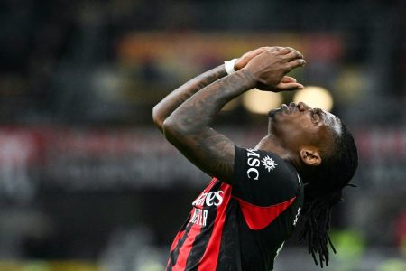 5 Penyerang yang Tak Bisa Ciptakan Tembakan Persis, Lini Depan AC Milan Semakin Mengkhawatirkan