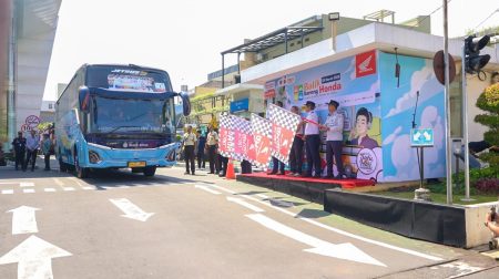 Bebas Pegal, Ribuan Peserta Mudik Balik Honda Berangkat ke Jakarta dari Jateng dan DIY dengan 24 Bus Eksekutif