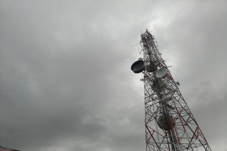 Telkomsel-XLSMART Dihiasi Trafik Besar Kecerdasan Buatan (AI)