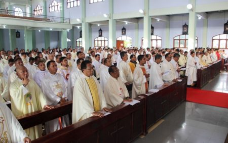 Surat Paskah 2026: Mgr Siprianus Ungkap Keinginan Umat Merasakan Cinta Tuhan