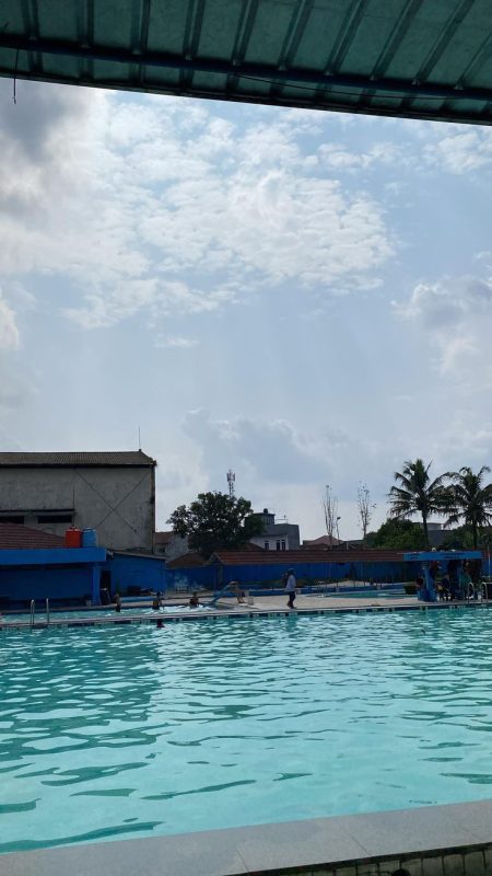 Lima Kolam Renang Menarik dan Terjangkau di Tasikmalaya dengan Fasilitas Lengkap