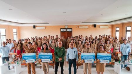 Jasindo Berkontribusi di Bali: Literasi Keuangan hingga Konservasi Lingkungan