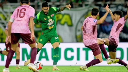 Bernardo Tavares Kehilangan Semangat! Persebaya Surabaya Siap Evaluasi Total untuk Juara Musim Depan