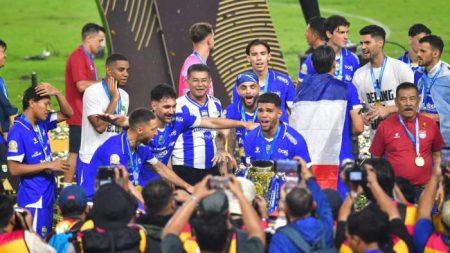 Live Streaming Pawai Juara Persib dari Gedung Sate ke Asia Afrika
