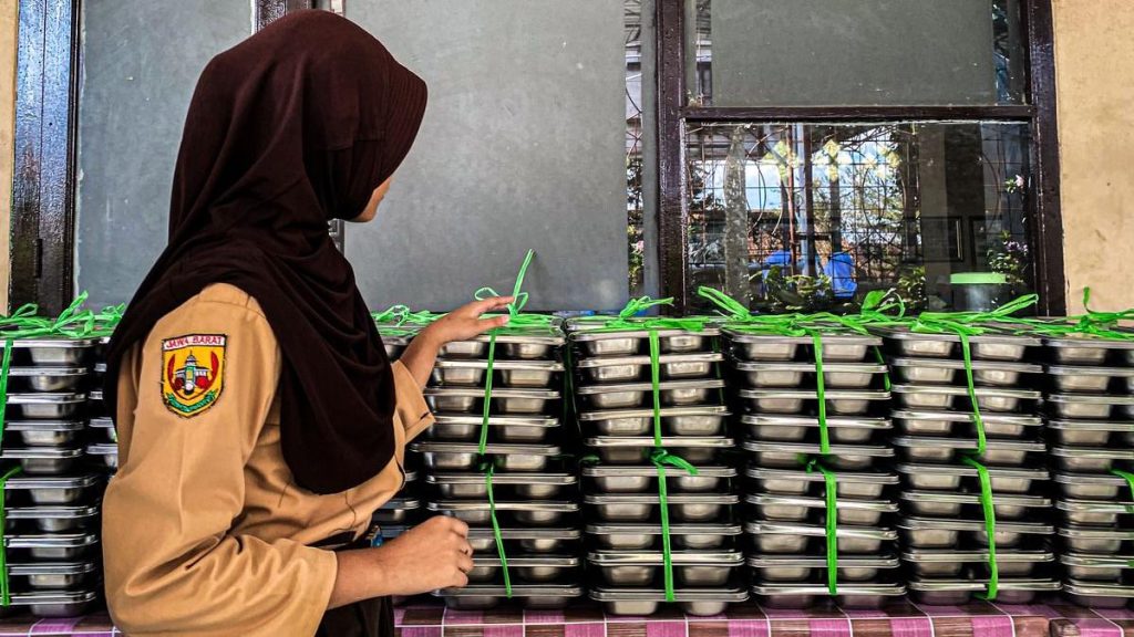 Strategi licik oknum SPPG Banten memalsukan nota roti MBG