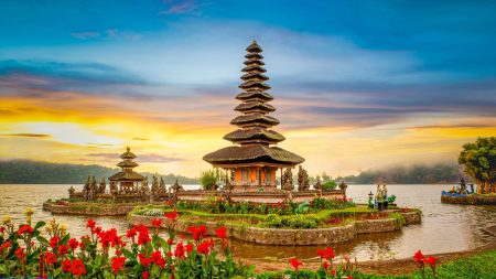 Wisata Guci Tegal Kembali Ramai Dikunjungi Ribuan Pengunjung Saat Libur Sekolah