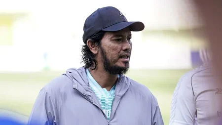 Profil Ade Suhendra, Pelatih Lokal yang Bawa Isen Mulang FC ke Super League