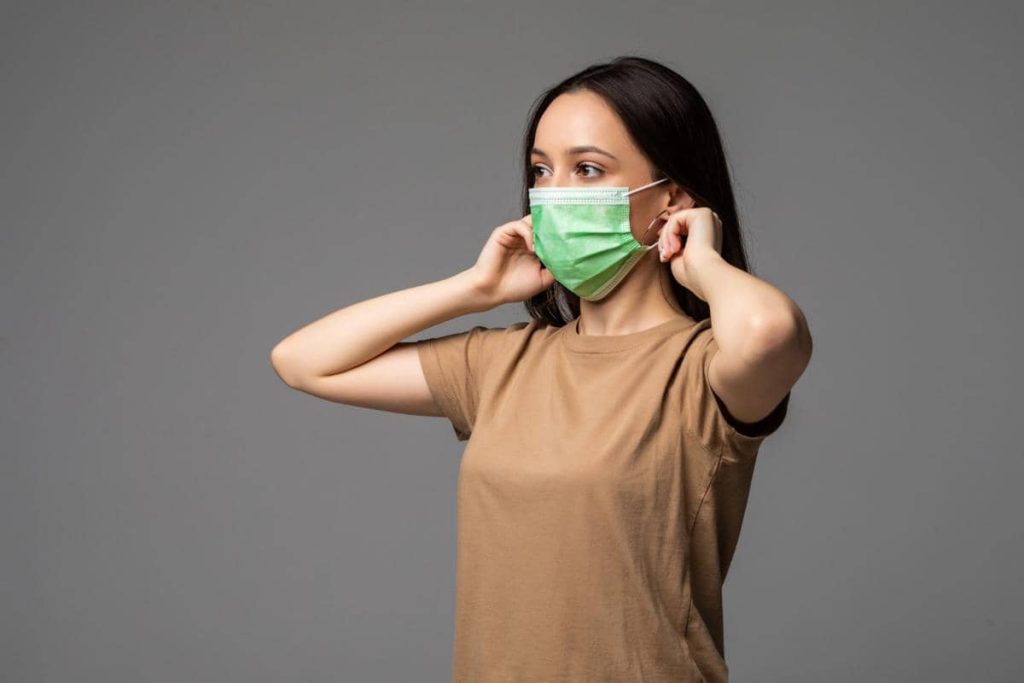 Bolehkah keluar rumah tanpa masker saat ada abu vulkanik?