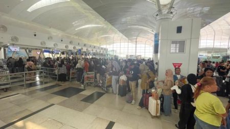 Bertambah lagi, kini 9 bandara ditutup, cek status dan jadwal penerbangan berkala